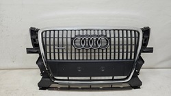 Решітка радіатора решітка радіатор audi q5 8r0853651 фото №1