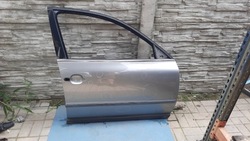 Двері перед передні праві vw passat b5 рестайлінг 02r фото №1