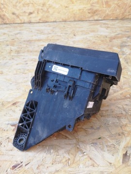 Jeep compass ii корпус запобіжників коробка 1.6d фото №1