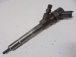 Corolla 9 e12 форсунка 23670-33040 1,4d4d 0445110227 фото №1