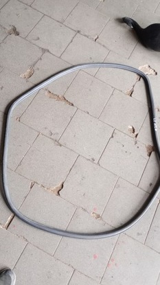 Volkswagen atlas прокладка двері лівий зад фото №1