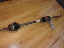 Citroen c4 picasso ii полуось правая длинная 1.2 thp фото №1