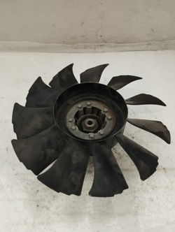 Iveco daily 2.3 hpi виско вентилятор радиатор 504024647ea фото №1