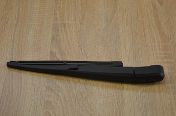 Важіль двірники кришки chevrolet orlando фото №1