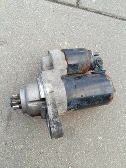 Стартер vw skoda audi a3 8p 1.4 tsi 2.0 fsi 02z911023e фото №1