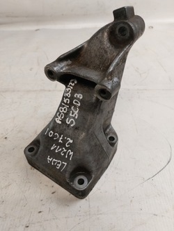 Лапи двигателя левая mercedes w211 2.7cdi фото №1