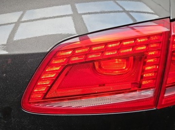 Лампа крышки багажника led зад правая vw passat b7 универсал оригинальный номер фото №1
