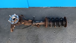 Sorento ii 2.2 crdi амортизатор левый поворотный кулак фото №1