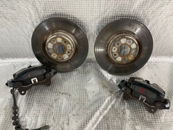 A5 s5 3.0tfsi 8t диски plus зажимы комплект перед + зад фото №1