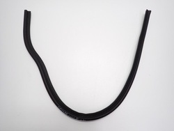 Прокладка резиновая накладка подкапотное пространство капота камеры оригинал vw golf v 07r фото №1