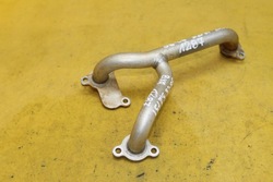 Труба масла тройник s6 c6 5.2fsi 07l115278b фото №1