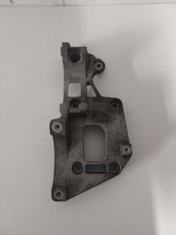 Лапи генератора 1.6 bse vw seat skoda 06f903143f фото №1