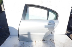 Двері лівий зад renault laguna 3 ted69 фото №1