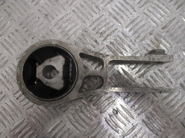 Лапи крепление коробки jeep compass 2017-2022 p68253029ac фото №1