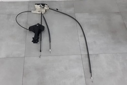 Mercedes sprinter w906 ручка двері правих зад a9067400835 a9067601334 фото №1