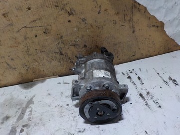 Volkswagen caddy компресор кондиціонера 5q0820803q фото №1