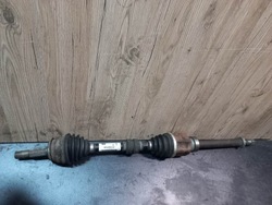 Піввісь права renault kadjar 391004pa0b фото №1