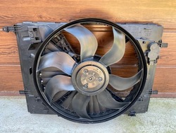 Mercedes c e a205 a213 a0999061300 вентилятор фото №1