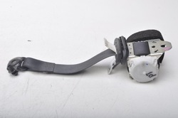 Yaris iii pas безпеки праві зад h073818 фото №1