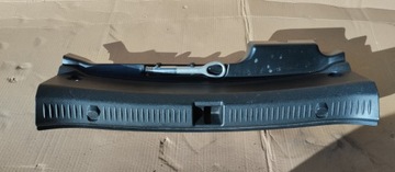 Защита ремня заднего mercedes e класс w213 sedan a2136900041 фото №1