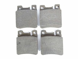 Mercedes e w210 2.9 td гальмівні колодки гальмівні зад задні фото №1