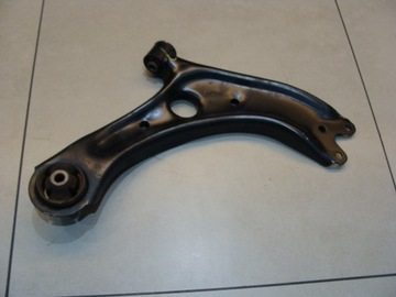 Рычаг правый sportage iv tucson ii !!! фото №1