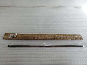 Mercedes w212 планка скла зад права фото №1