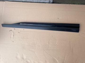 Hyundai kona планка дверь перед левая оригинал фото №1