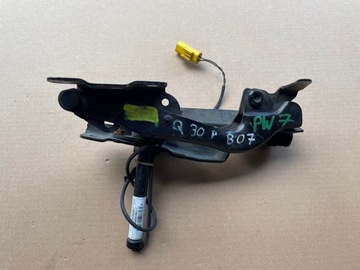 Infiniti q30 петля капота праві + патрон / заряд фото №1