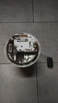 Peugeot оригінальний номер 9642124080c насос пального фото №1