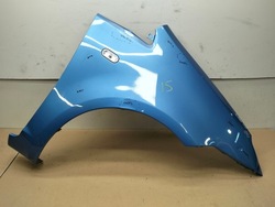 Крило праві перед ford c-max mk1 рестайлінг роки 07-10 колір q8 фото №1