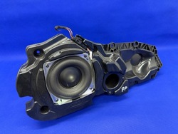 Audi a6 c7 4g динамік двері праві перед bose 4g0035298 фото №1