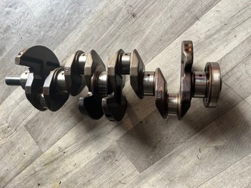 Wał коленчатый 1.8 2.0 focus c-max mondeo mazda volvo s40 фото №1