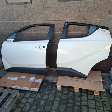 Toyota chr ch-r двері перед ліві зад задні ліві 040 w колір білий фото №1