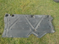 Mercedes b w245 2,0cdi захист плита шасі 1696100908 фото №1