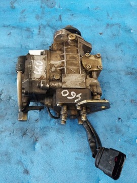 Насос впрыскивающий vw golf iv 1.9 tdi 0460404977 фото №1