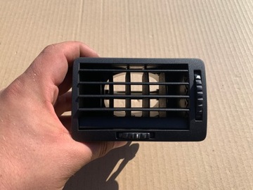 Воздуховод панели решётка левый octavia i 1 хороший оригинал фото №1