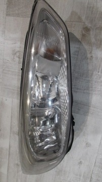 Focus mk3 рестайлінг звичайна лампа передня права фото №1
