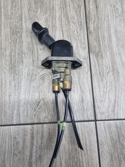 Рычаг клапан тормоза ручного renault midlum premium dxi фото №1