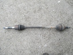 Voyager iv 2.8 crd 00-07 піввісь права автомат фото №1