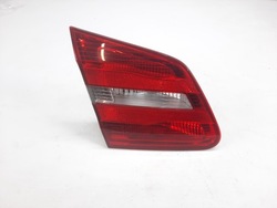 Лампа ліва лівий зад w кришка багажника mercedes b клас w246 a2468200764 фото №1