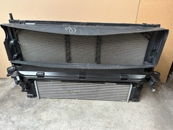 Volvo xc40 комплект радіатор d3 d4 t4 інтеркулер фото №1