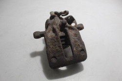 Суппорт тормоза правые зад audi a6 c4 2.0 фото №1