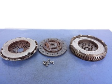 Kia sportage iii 1.7crdi сцепление двухмассовый маховик фото №1