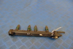 Volkswagen golf iv 1.6 18v планка впрыскивающий 06a133317a фото №1