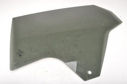 Ford fiesta mk8 стекло левая задняя 20r фото №1