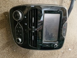 Renault clio iv радіо навігація 281155564r фото №1