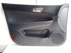 Hyundai i30 i рестайлінг боковина оббивка двері лівий перед 2011r- фото №1