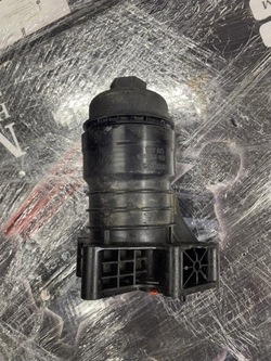 Audi оригинальный номер 06m115401f корпус фильтра масла фото №1