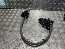 Замок доводчик крышки audi q3 83a sportback 5ta827887c 81a827506 фото №1